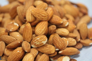 Almonds for Sbrisolona